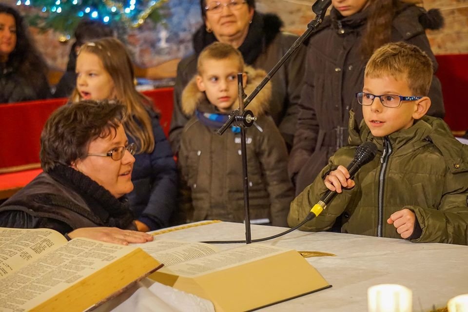 Karácsonyi Istentisztelet 09